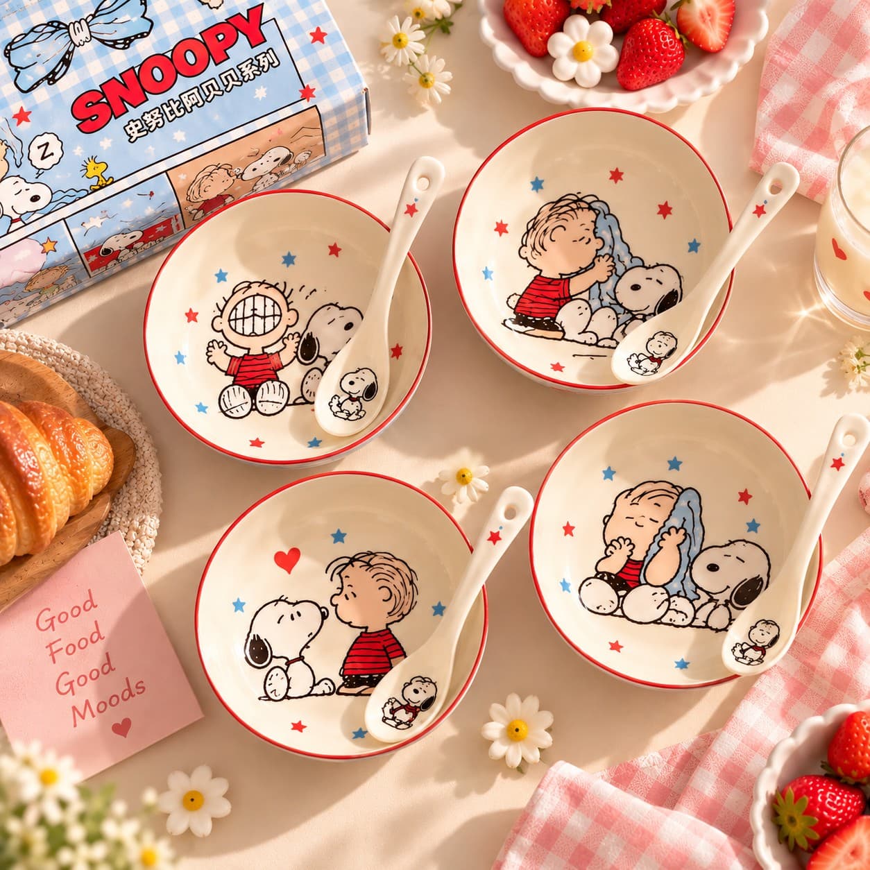 Snoopy Multipurpose Set of 4 Bowls thumbnail 4